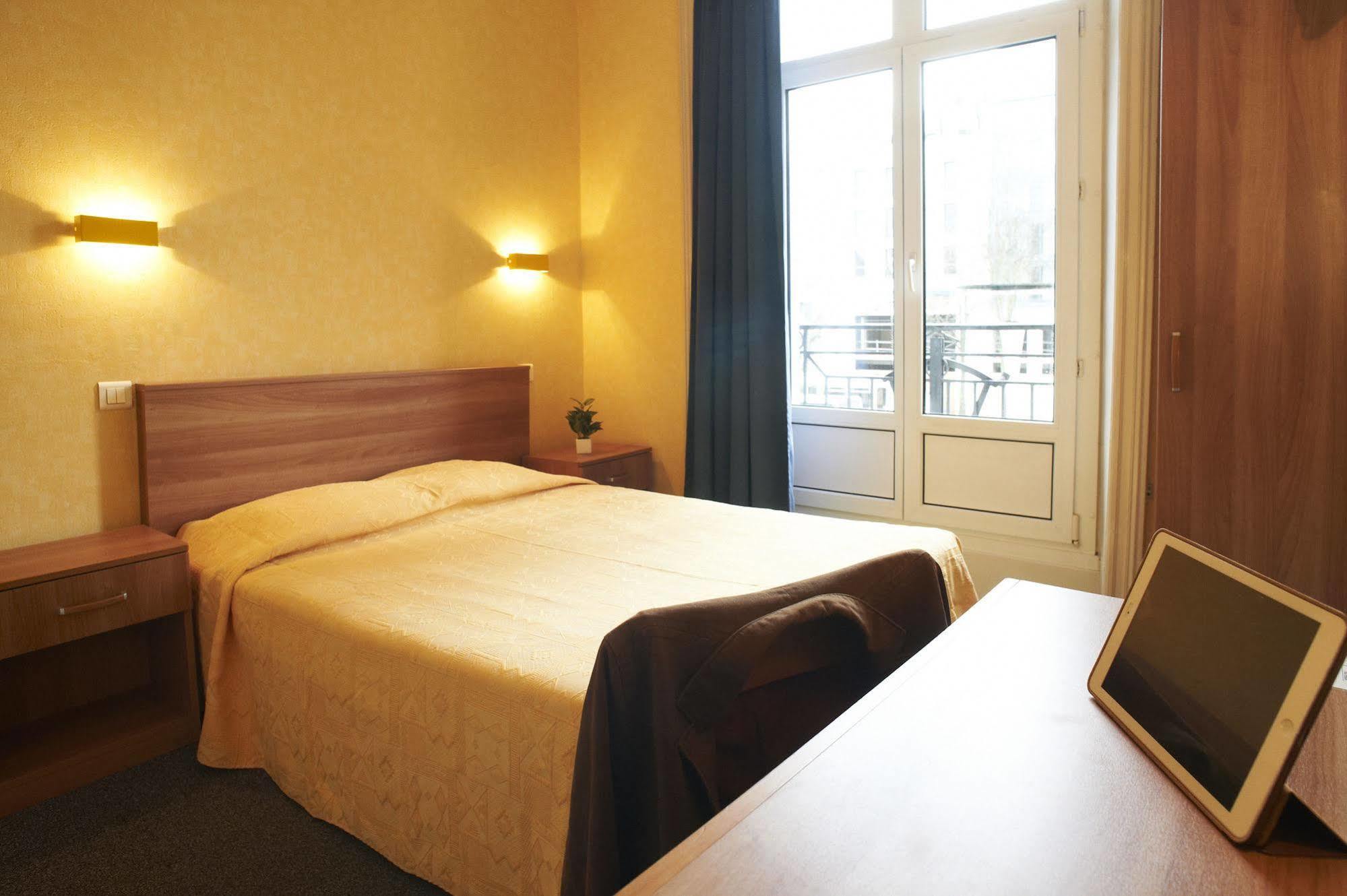 Hotel Le Petit Duquesne Nantes Exterior foto